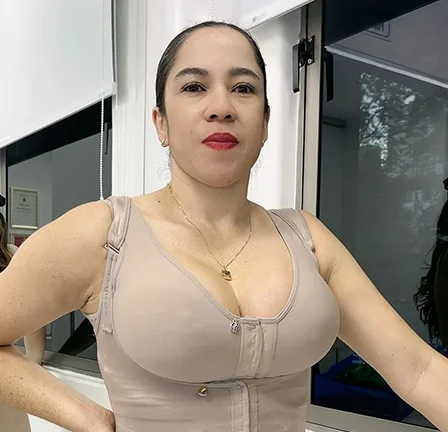 Erlinda Toro.